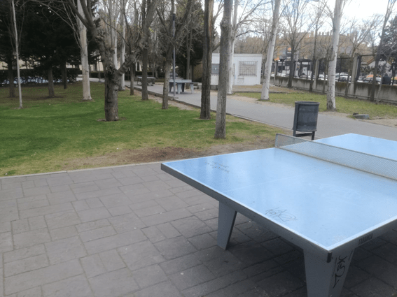 Mesas de ping-pong en el campus de Vicálvaro de la URJC